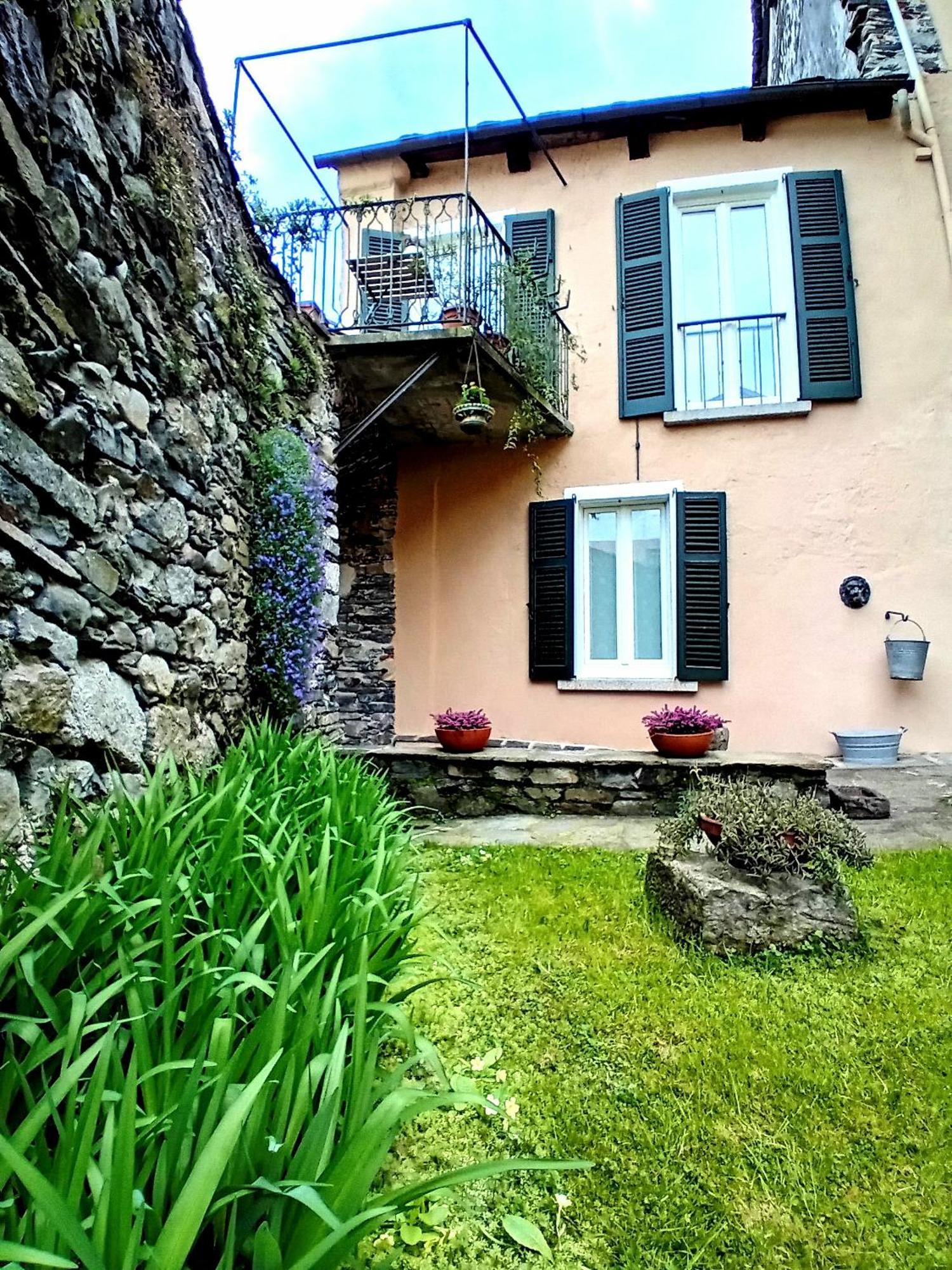 Casa Longhi Apartment Orta San Giulio Exterior photo